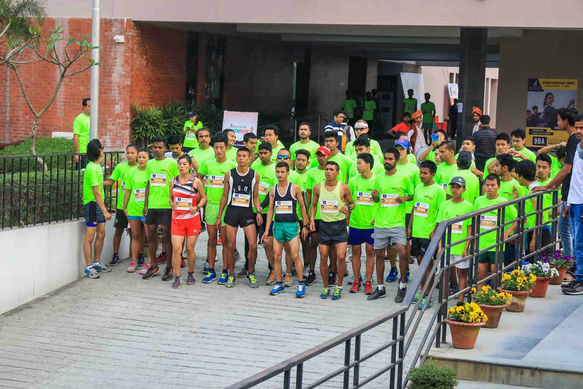 Inspiria YouthRun 2018 — runners at the start
