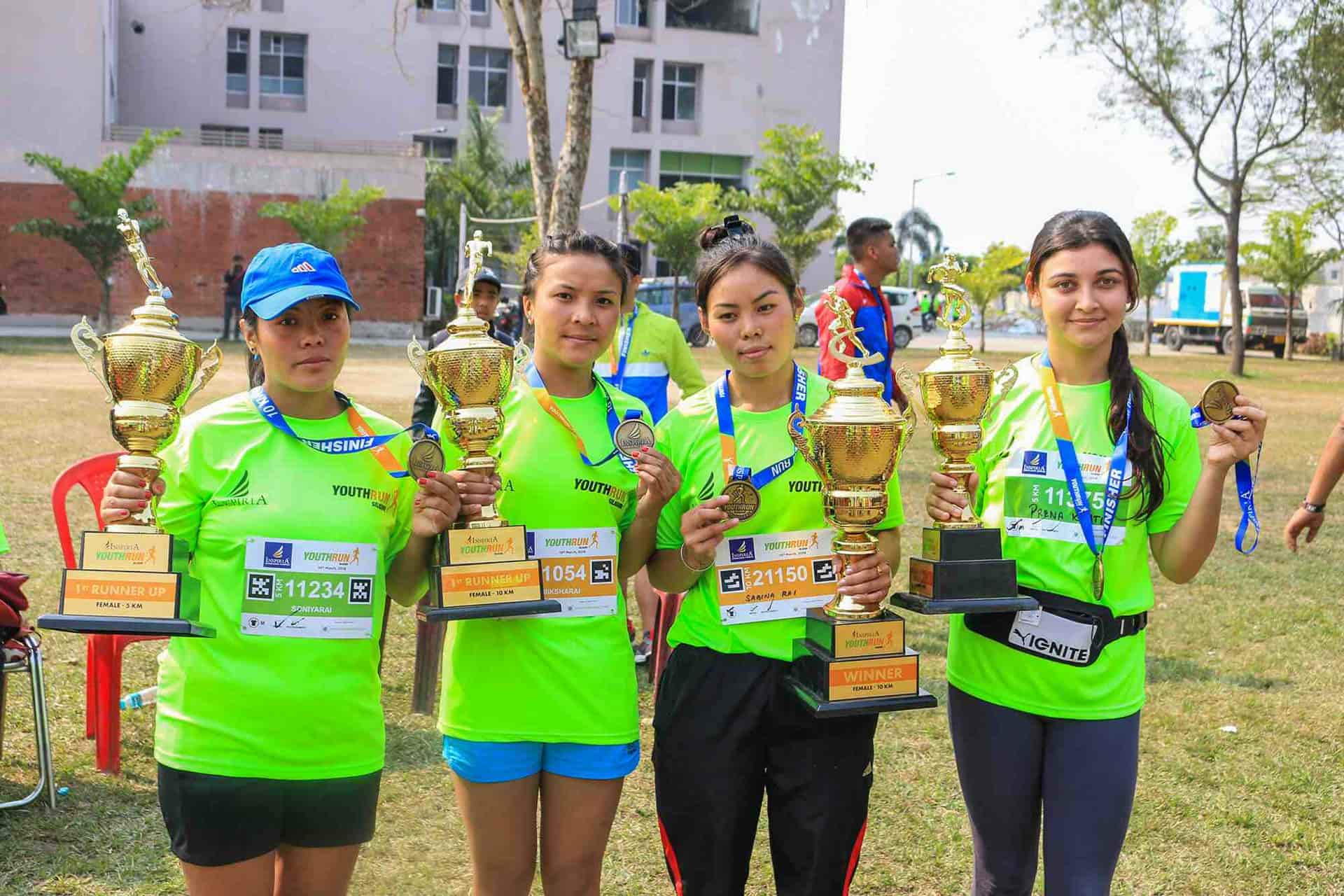 Inspiria YouthRun 2018 — crowd of runners