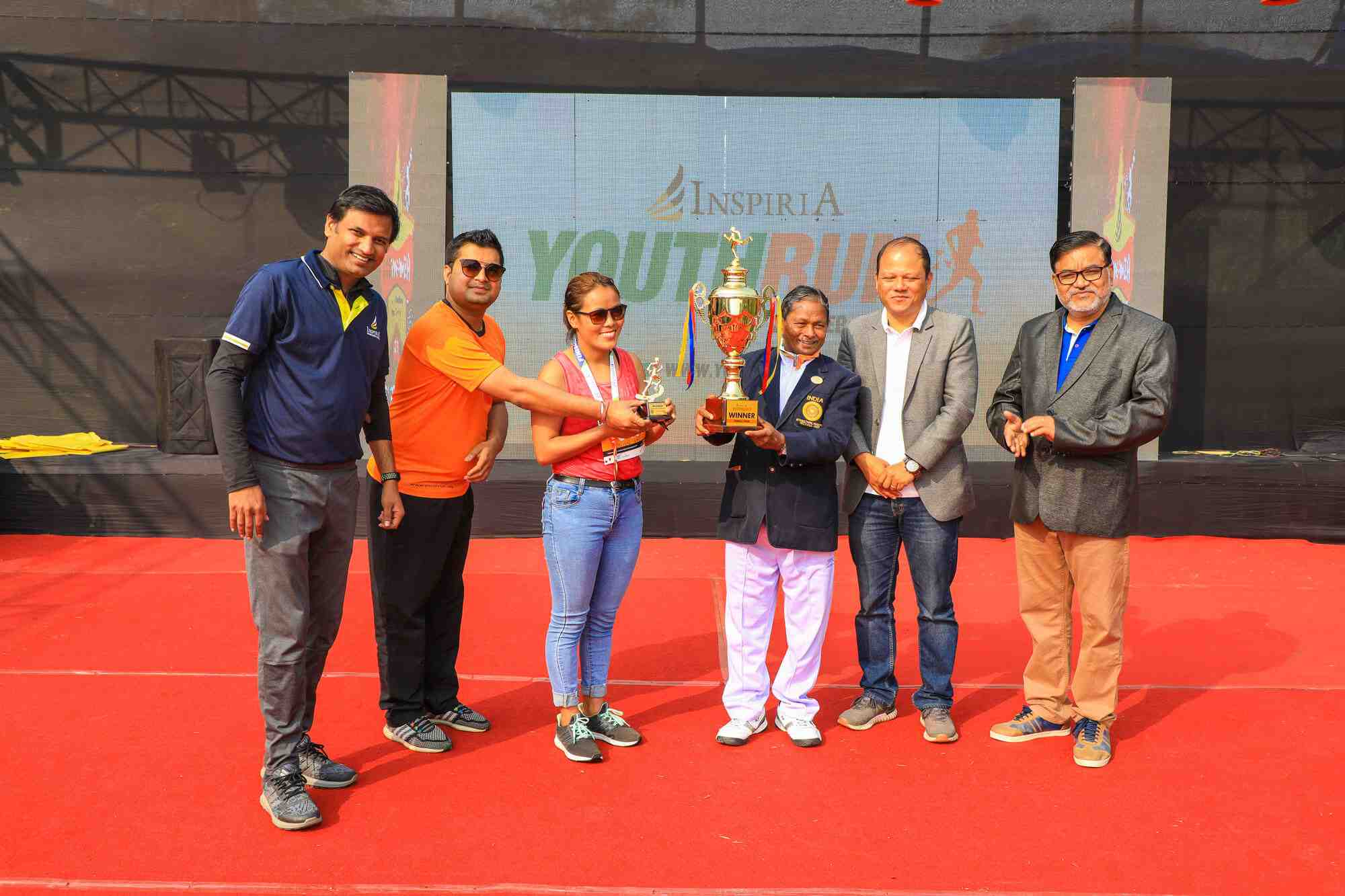 Inspiria YouthRun 2019 — finishers celebrate